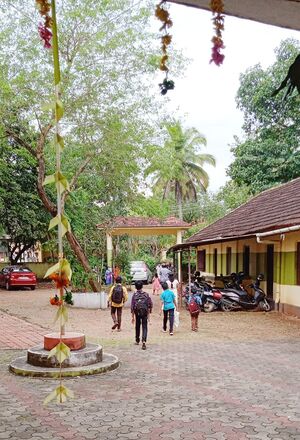 BS21 ALP 36064 10.jpg