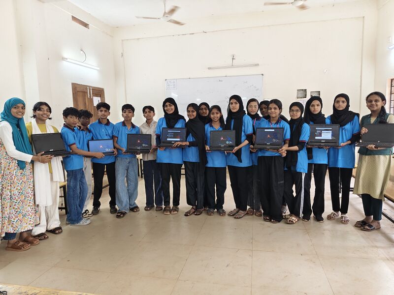 പ്രമാണം:Drcmlp-installation fest 3.jpg