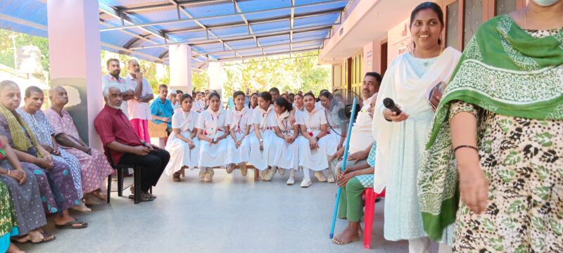 പ്രമാണം:Jrc visit01.jpg