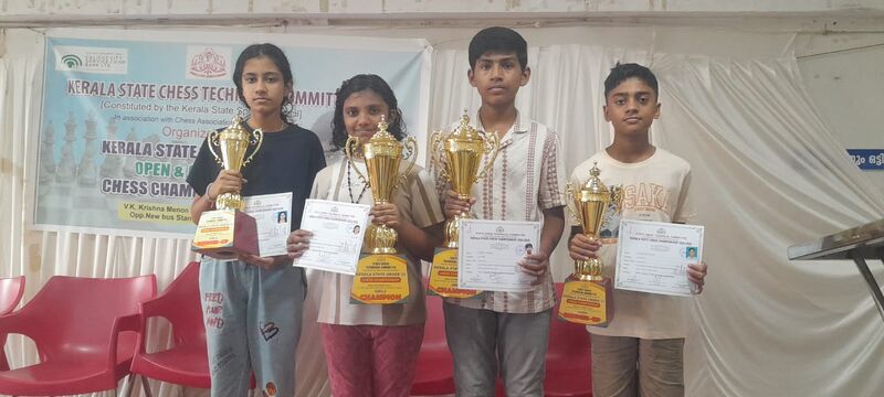 പ്രമാണം:STATE LEVEL CHESS THIRD.jpeg