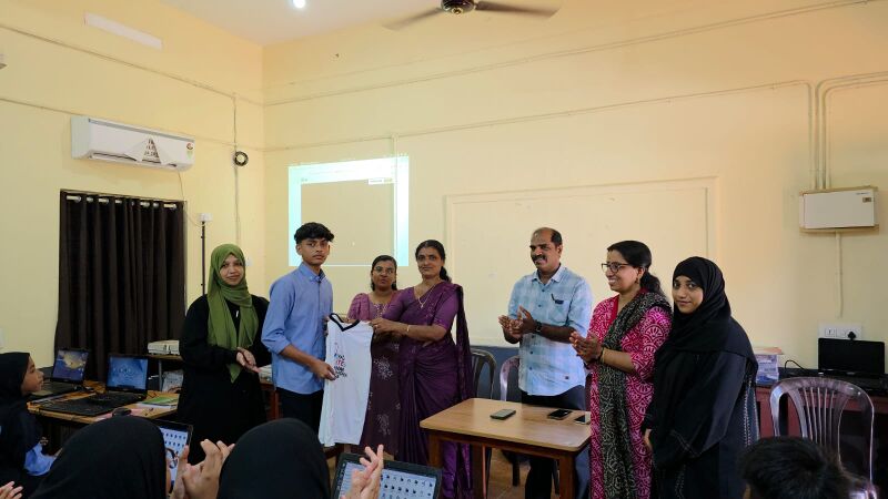 പ്രമാണം:12040 lk 2025 inaguration.jpg