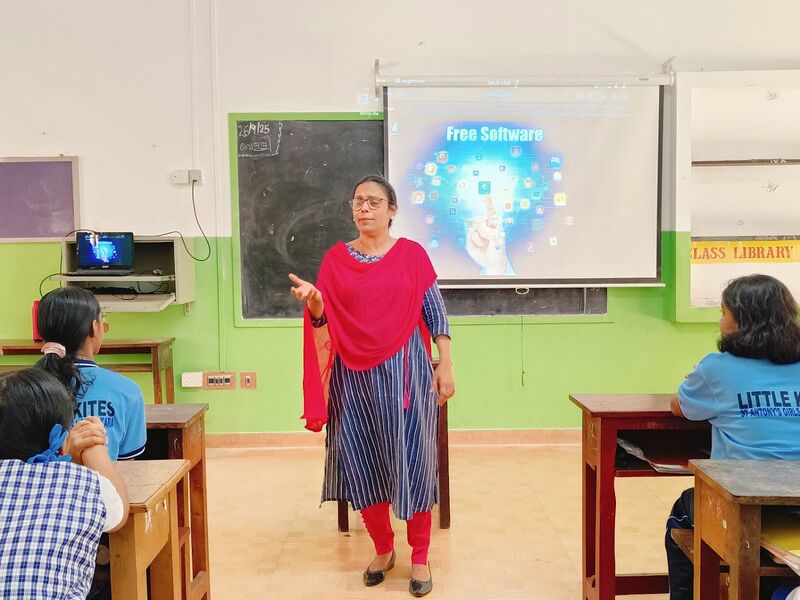 പ്രമാണം:16002 freesoftware seminar1.jpg