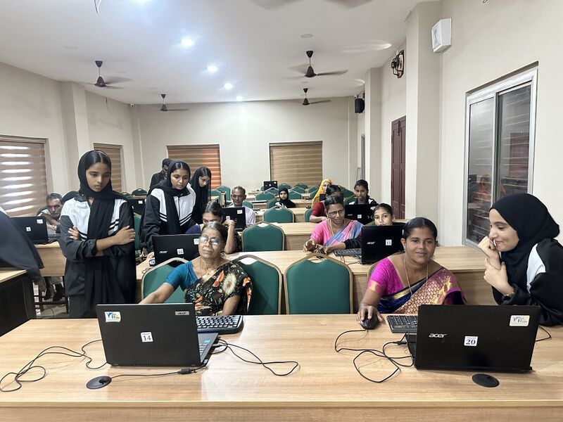 പ്രമാണം:16008 ksart 2005 JPG 3.jpeg