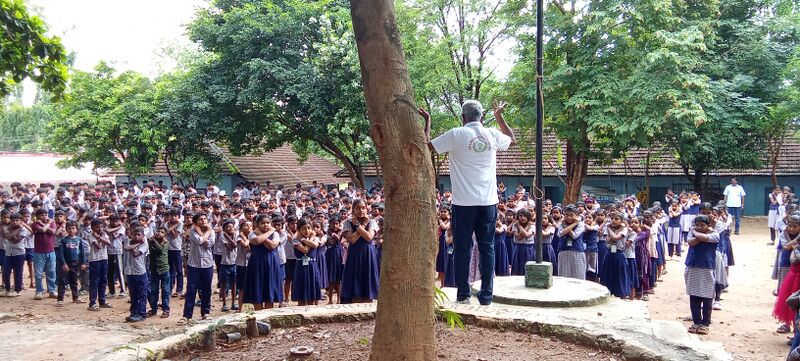 പ്രമാണം:21098 YOGA DAY 2025 1.jpg