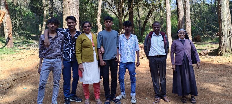 പ്രമാണം:34046 t5.jpg