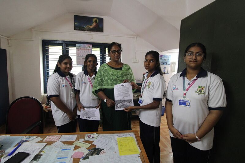 പ്രമാണം:37001 LK Notice Distribution-2.jpg