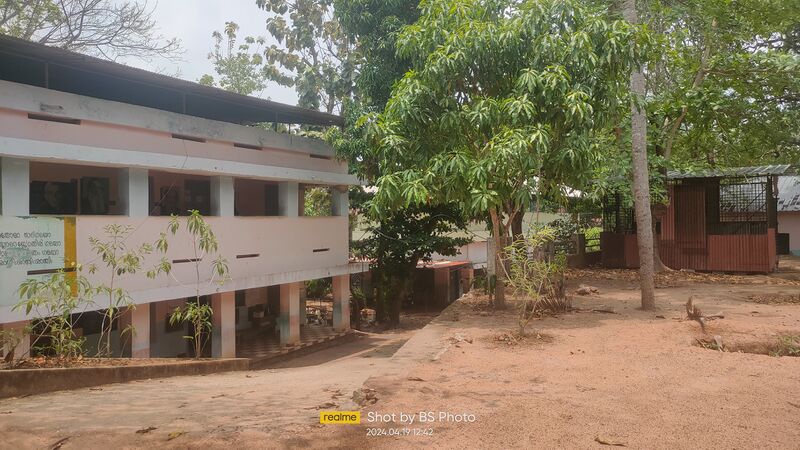 പ്രമാണം:41099 HITECH SCHOOL.jpg