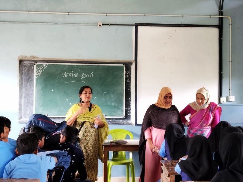 പ്രമാണം:47045-maths club.jpeg