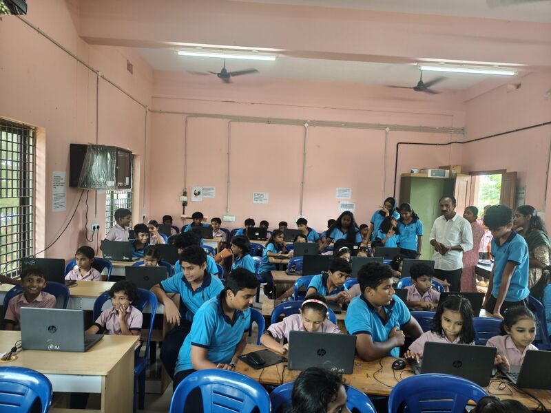 പ്രമാണം:12027 july30 game practice 1.jpg