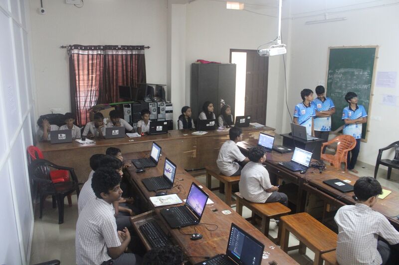 പ്രമാണം:13097 hiroshima day class lk.JPG