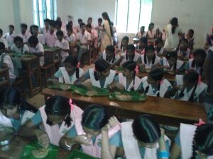 13121 onam 2013 7.jpg