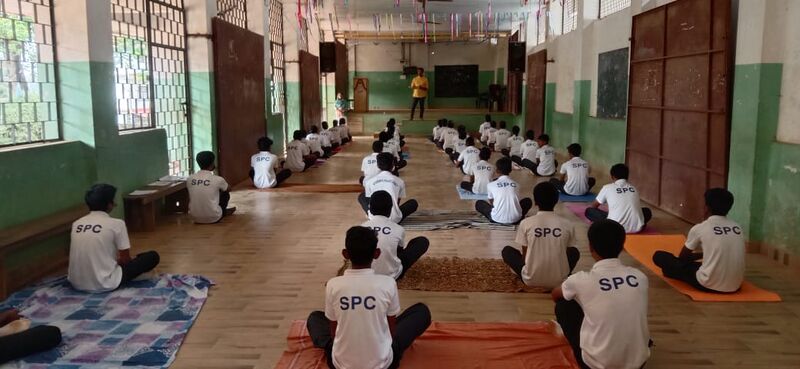 പ്രമാണം:15048spcyoga.jpg