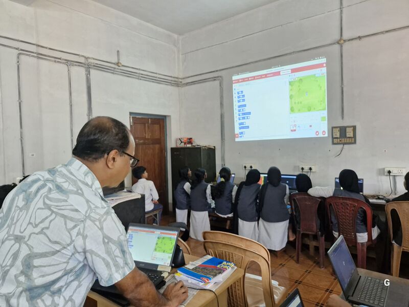 പ്രമാണം:16069 LK Preliminary Camp 4.jpg