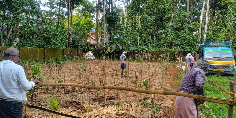 പ്രമാണം:31262- valavoor- vidyavanam4.jpg