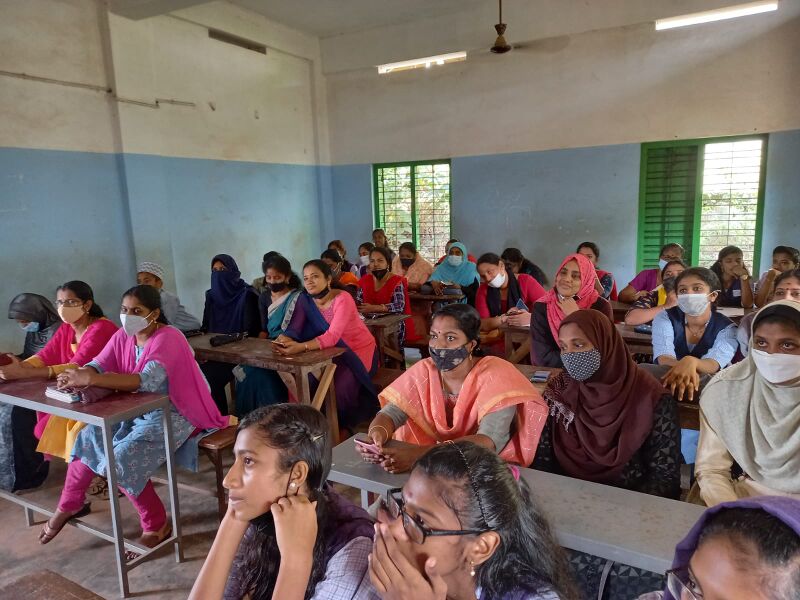 പ്രമാണം:43018 -MOTHERS TRAINING 2.jpg