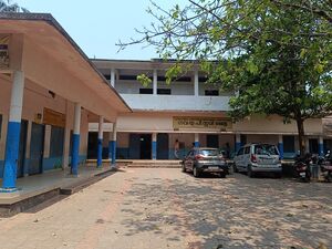 48242 schoolbuilding.jpg