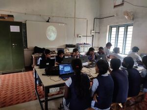 12021 IT Lab Highschool 2.jpg