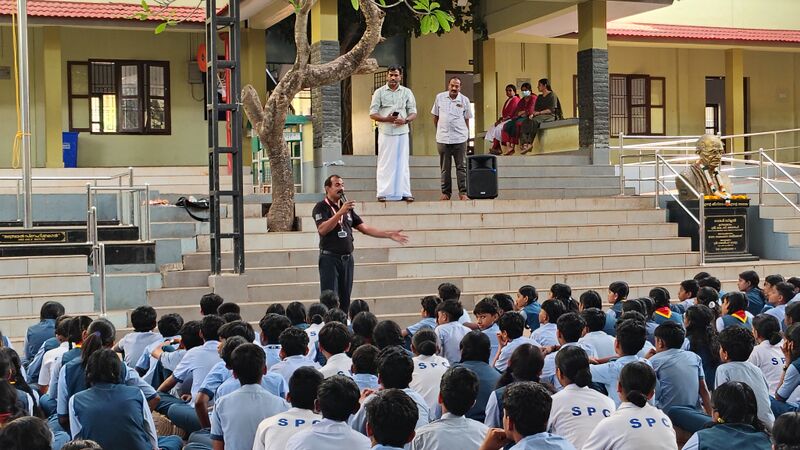 പ്രമാണം:13024-mission Rabies.jpg