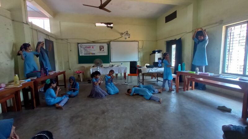 പ്രമാണം:19414 LEAP E 1.jpg