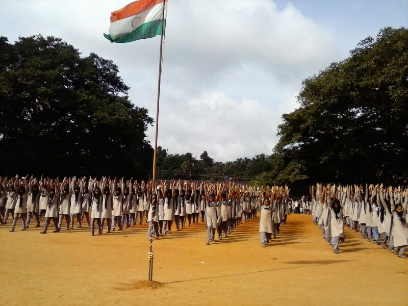 പ്രമാണം:20047republicday.jpg