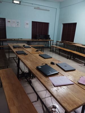 24001-computer lab.jpg