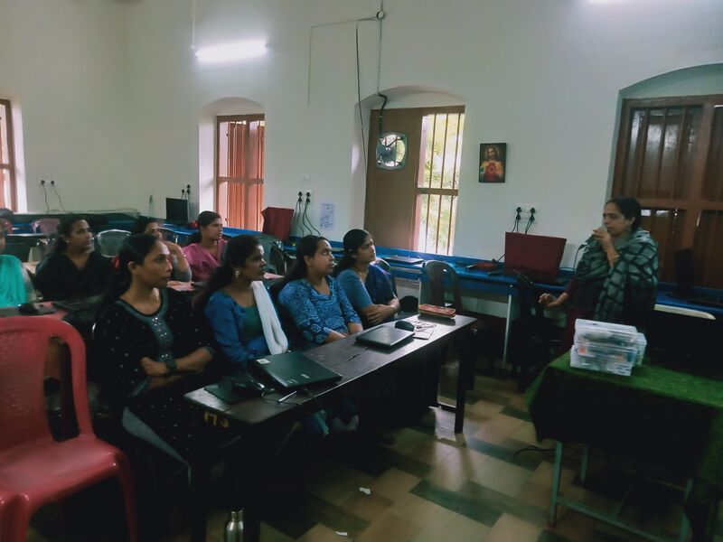 പ്രമാണം:26036 lk class pta.jpg