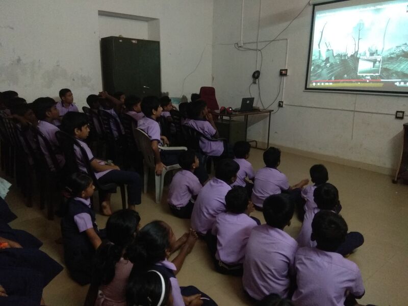 പ്രമാണം:29329 HITECH PROJECTOR.jpg