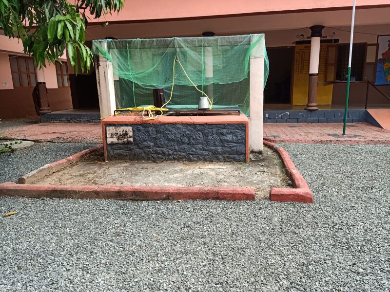 പ്രമാണം:37342 കിണർ.jpg