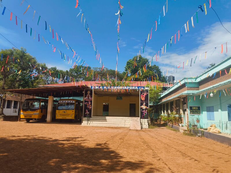 പ്രമാണം:43088 auditorium.jpg