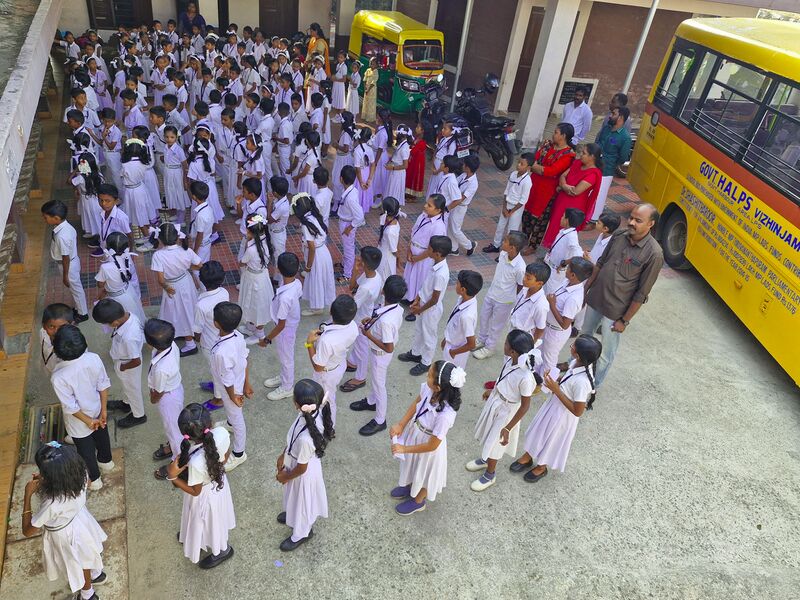 പ്രമാണം:44223 assembly.jpg