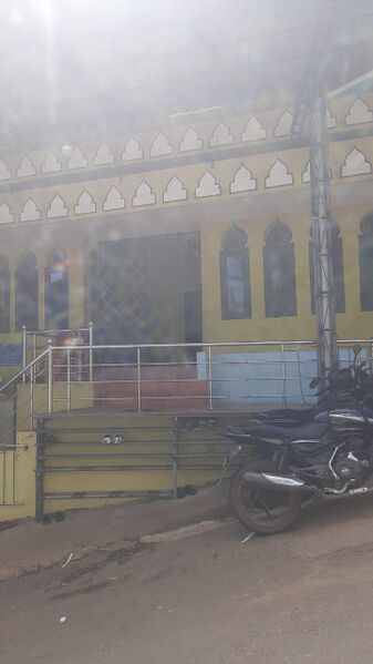 പ്രമാണം:48140 vadasseri masjid.jpeg