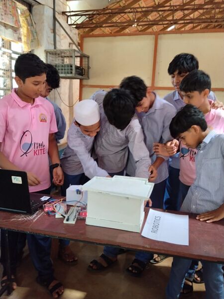 പ്രമാണം:12029 kgd lk910.jpeg