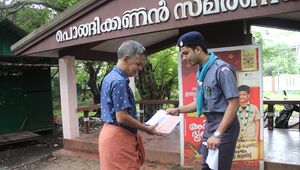 12036 antidrugday brochure distribute 6.JPG