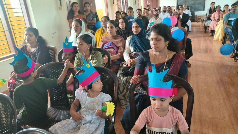 പ്രമാണം:13104 KNR PRAVESANOLSAVAM 5.jpg