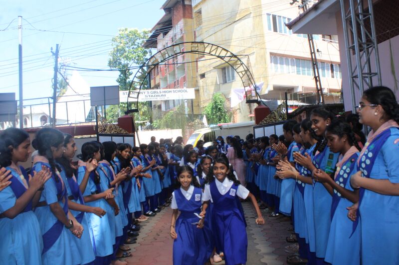 പ്രമാണം:16002 preveshanolsavam2026 4.JPG