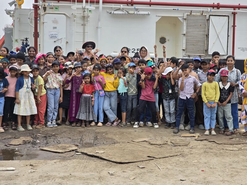 പ്രമാണം:19772 hightech4r.jpeg