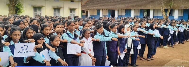 പ്രമാണം:20008 ff2.jpg