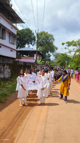 പ്രമാണം:21073 PKD hiroshima day1.jpg