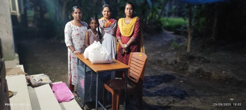 പ്രമാണം:27009 distribution.jpeg