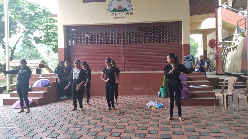 പ്രമാണം:29040-Ozone Day-1.jpg