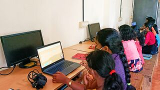 കമ്പ്യൂട്ടർ ലാബ്