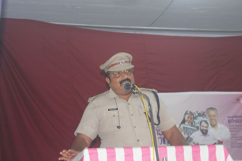 പ്രമാണം:31076 SI.jpeg