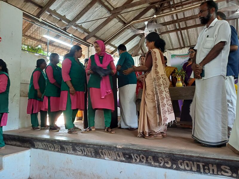 പ്രമാണം:36013 ENV4.jpg