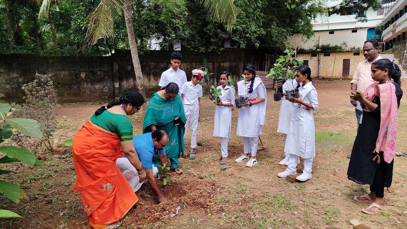 പ്രമാണം:42069 june 5 25 2.jpg