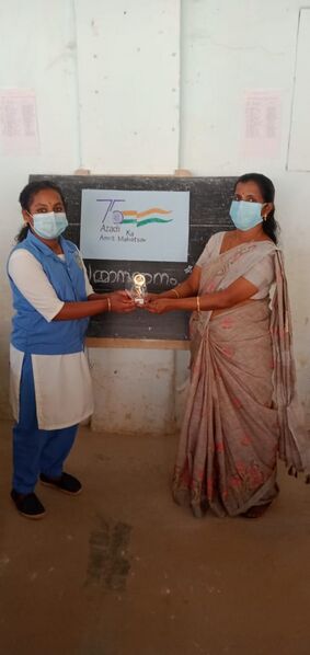 പ്രമാണം:44018 am7.jpg