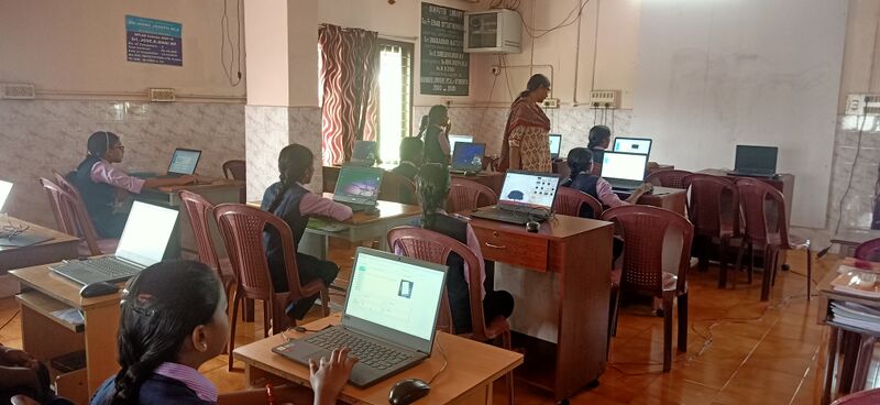 പ്രമാണം:45050 LK apt test1.jpg