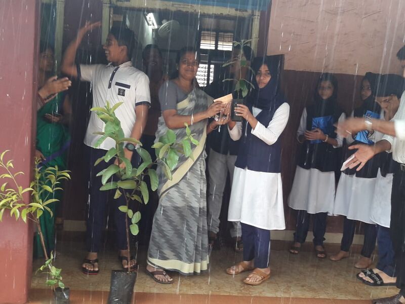 പ്രമാണം:15016 sc29.jpg