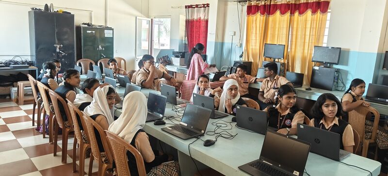 പ്രമാണം:15051 LK-27 CAMP.jpg