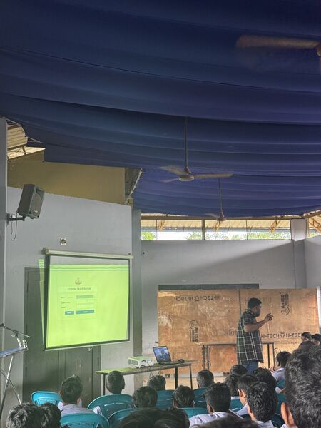 പ്രമാണം:19112 LKAPT TRAINING..jpeg