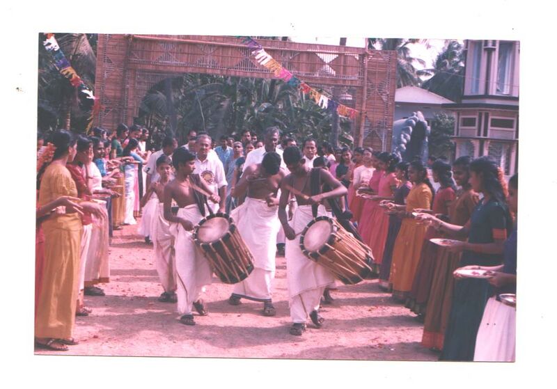 പ്രമാണം:22071old pjoto4.JPG